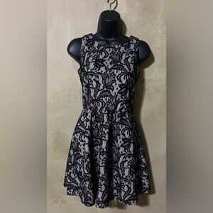HS Heart Floral Lace Sleeveless Dress - Black & White